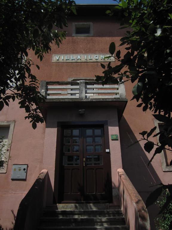 Guest House Ilona PUY Exterior foto